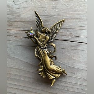 Signed J.J. Jonette Copper Color Angel Fairy Brooch with Star.